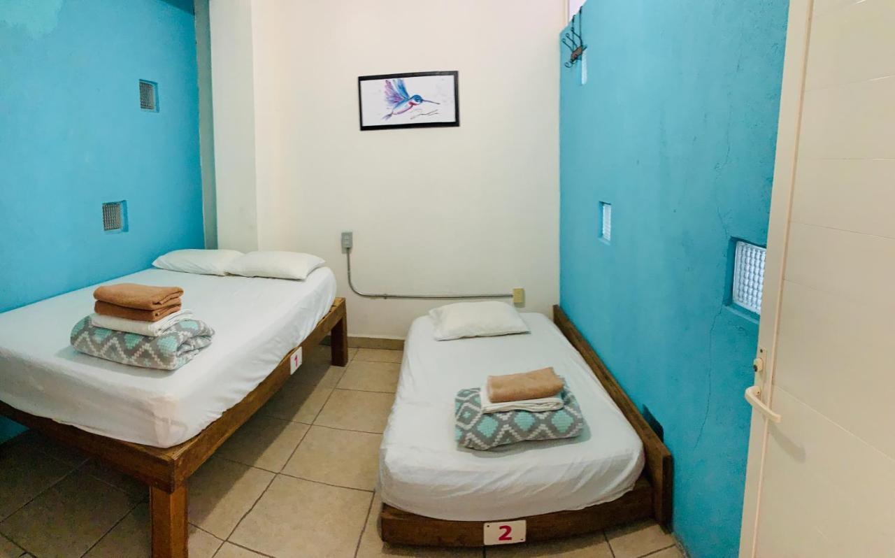 Hostal Бусериас Экстерьер фото